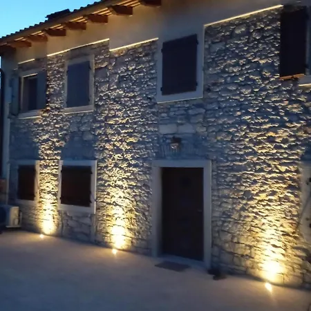 Apartman 2430 *