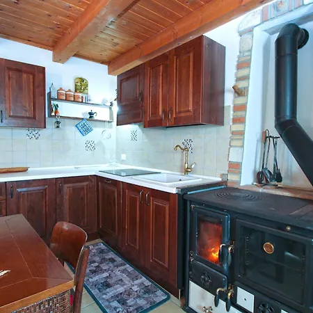 2430 * Galižana